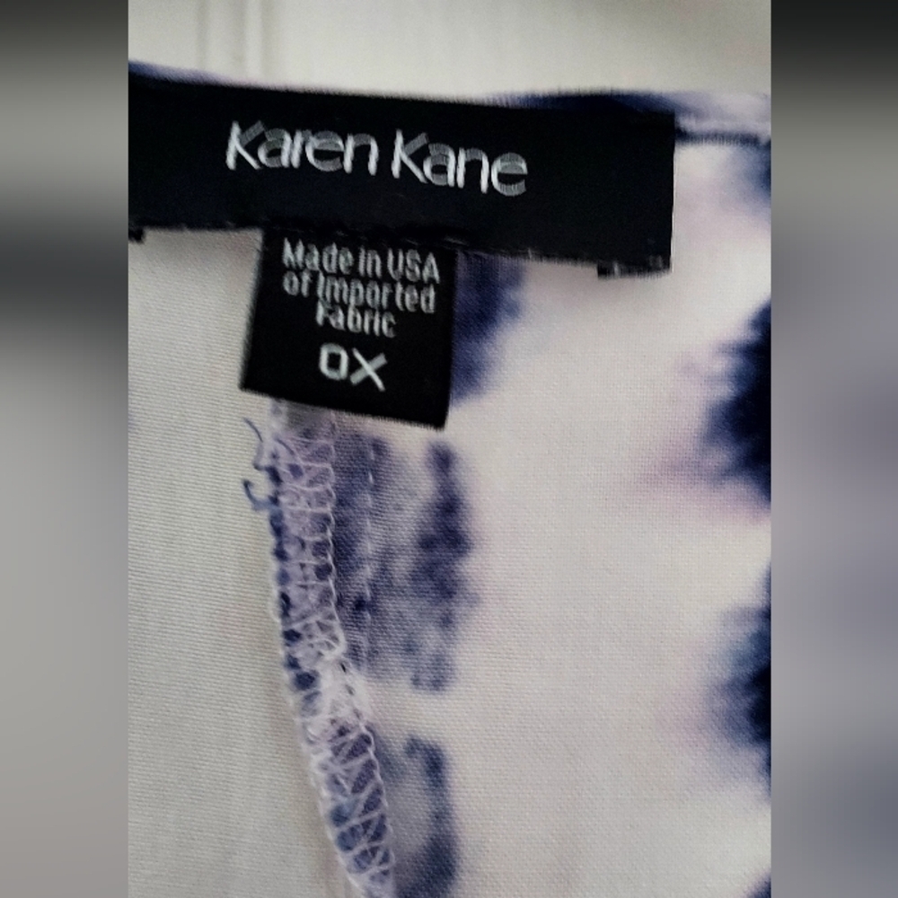 Karen Kane Navy and White Tie-Dye Tunic - Picture 2 of 3